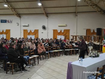 Palestra sobre viol&ecirc;ncia contra a mulher re&uacute;ne quase 200 participantes em Doutor Maur&iacute;cio Cardoso