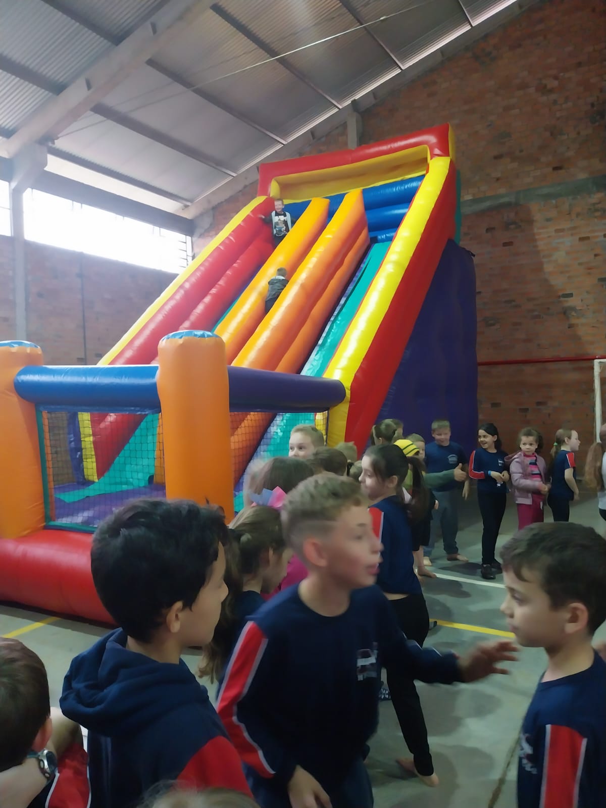 <p><strong>Semana de Alegria e Divers&atilde;o: Programa&ccedil;&atilde;o Especial Celebra o Dia das Crian&ccedil;as nas Escolas Municipais</strong></p>