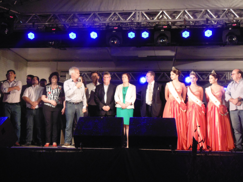 Fotos 6ª Expomartinho - sexta-feira 08/04/2016