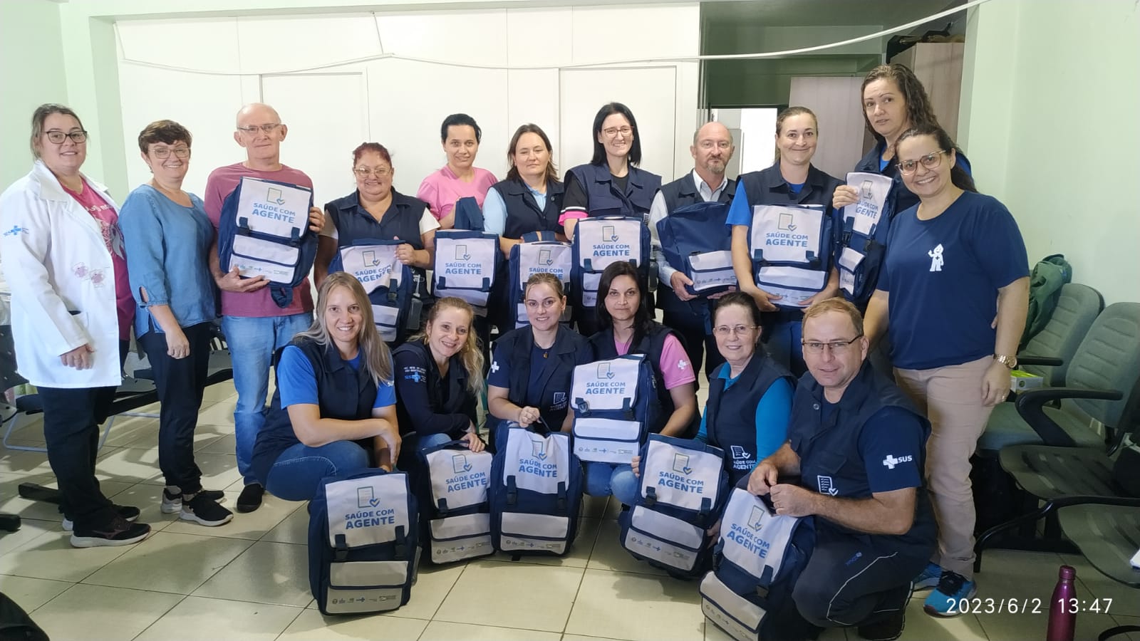 ENTREGA DE KITS AOS AGENTES DE SAÚDE