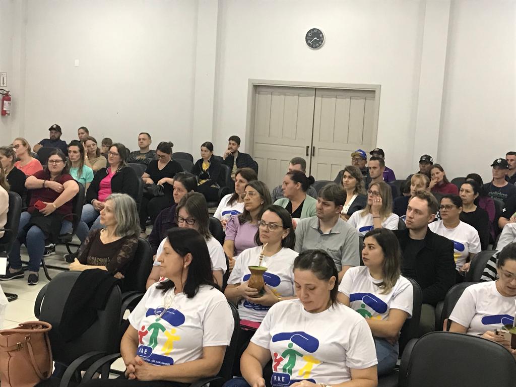 1ª REUNIÃO ''ESCOLA DE PAIS''