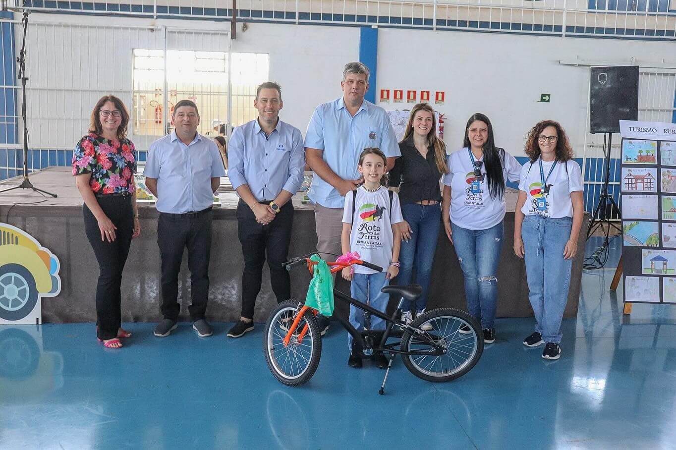 1º lugar da categoria Turismo Cultural, do concurso “Viajando Pela Rota”, da Rota das Terras Encantadas conquistado pela estudante Manuela Holdefer, do 4º ano da Escola Municipal Egydio Véscia