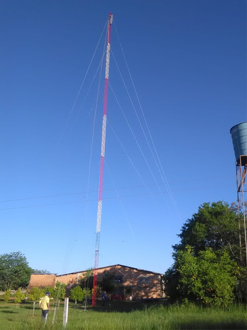 Torre de internet instalada com apoio da Administração Santa-barbarense beneficiará comunidades do interior 