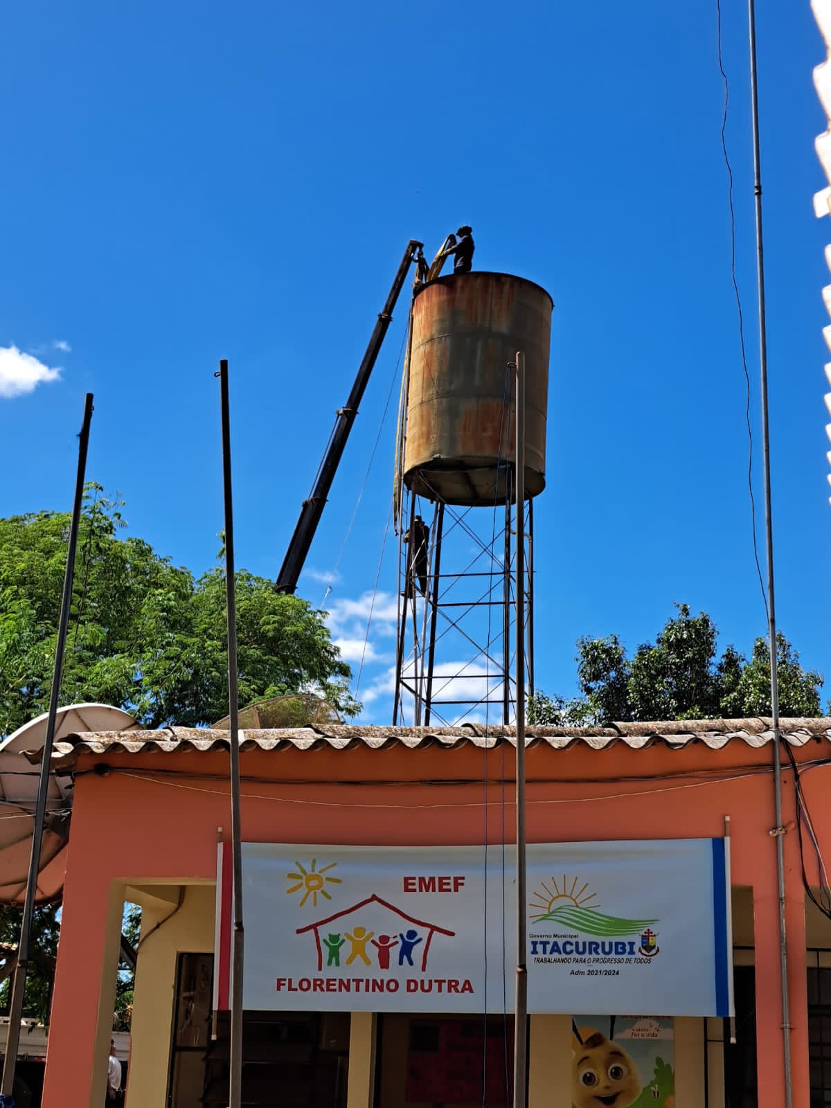 REFORMADA: CAIXA D'ÁGUA RINCÃO DOS BOIEIRA