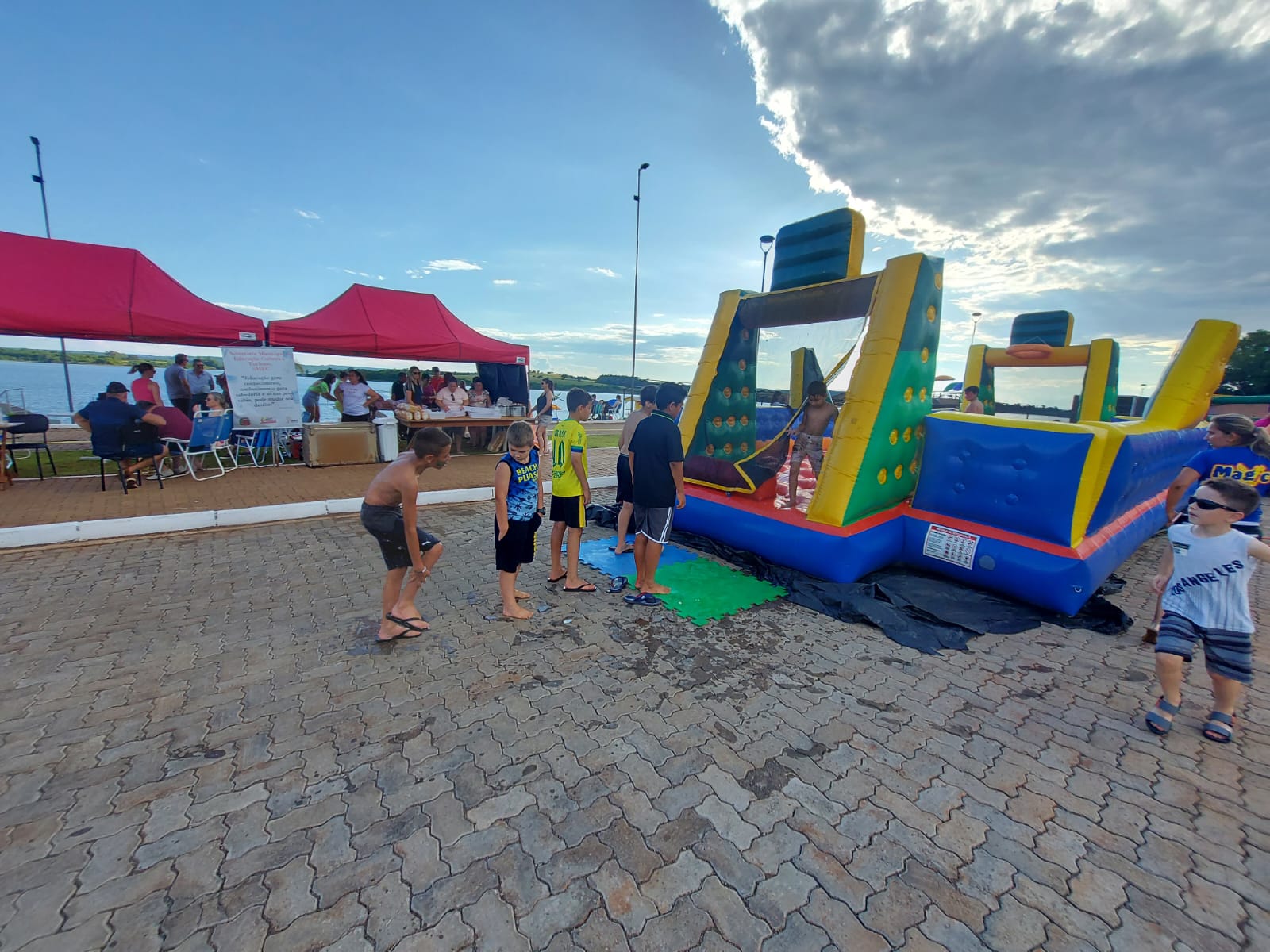 2ª RUA DO LAZER & 1ª MATEADA NA PRAINHA DE ROQUE GONZALES