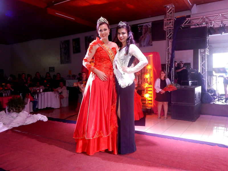 BAILE DE ESCOLHA DAS SOBERANAS DO MUNICÍPIO