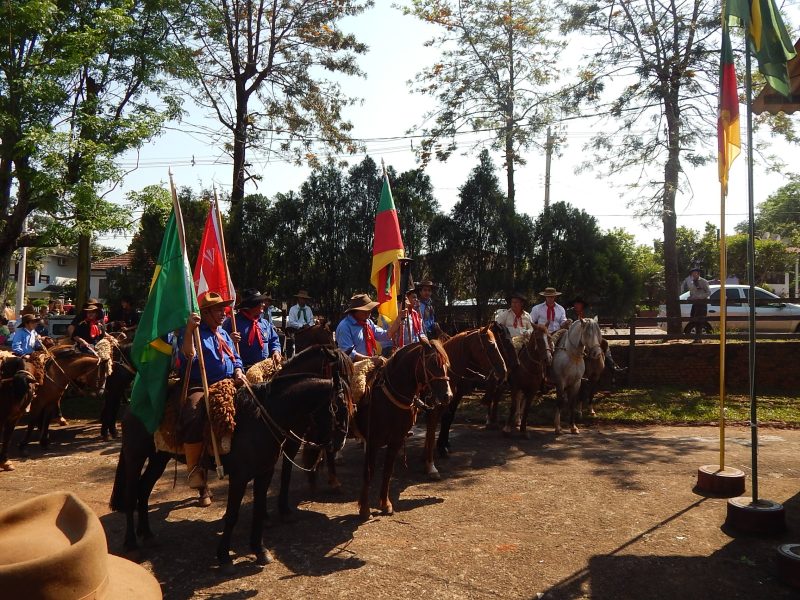 FESTIVAL ESTUDANTIL DA MÚSICA E POESIA GAÚCHA "ORGULHO DO MEU PAGO"