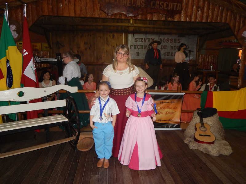 FESTIVAL ESTUDANTIL DA MÚSICA E POESIA GAÚCHA "ORGULHO DO MEU PAGO"