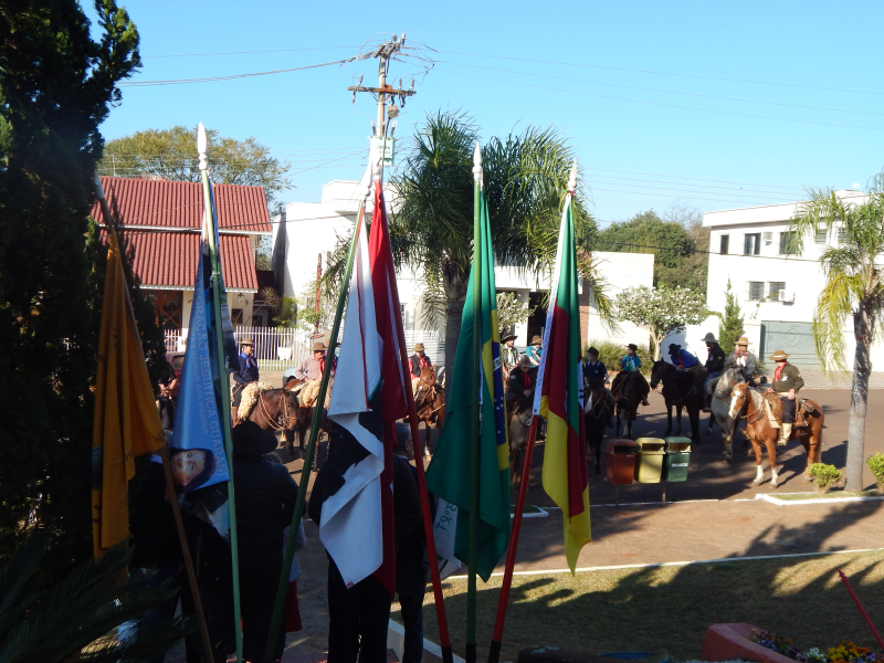 1ªTRILHA DA INTEGRAÇÃO JESUÍTICA-GUARANI E 8ª CAVALGADA NHEÇUANA 