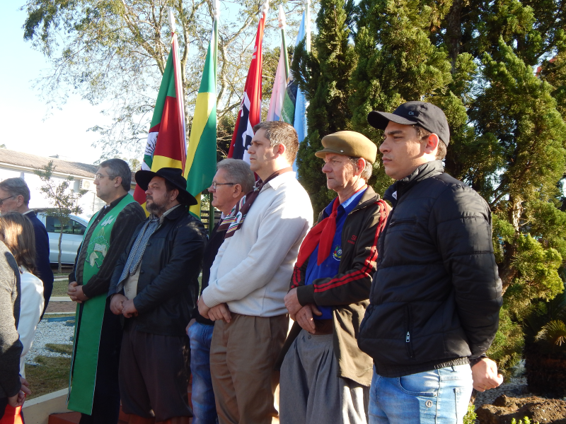 1ªTRILHA DA INTEGRAÇÃO JESUÍTICA-GUARANI E 8ª CAVALGADA NHEÇUANA 