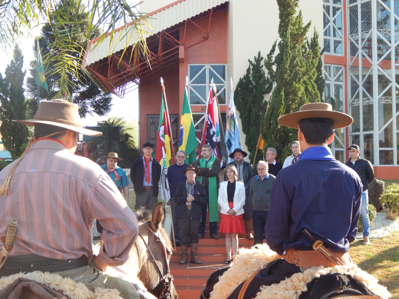 1ªTRILHA DA INTEGRAÇÃO JESUÍTICA-GUARANI E 8ª CAVALGADA NHEÇUANA 