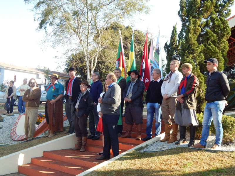 1ªTRILHA DA INTEGRAÇÃO JESUÍTICA-GUARANI E 8ª CAVALGADA NHEÇUANA 