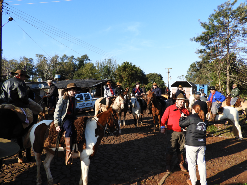 2° TRILHA DA INTEGRAÇÃO JESUÍTICA-GUARANI E 9° CAVALGADA NHEÇUANA-GUARANI