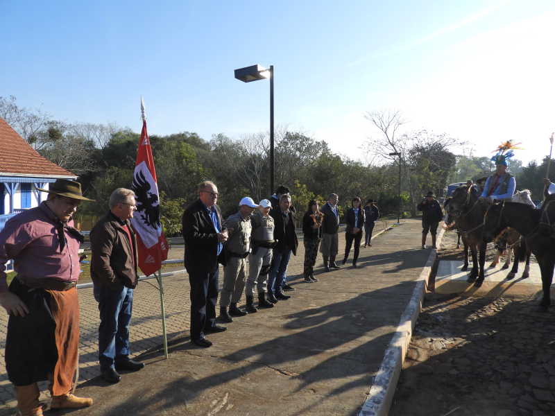 2° TRILHA DA INTEGRAÇÃO JESUÍTICA-GUARANI E 9° CAVALGADA NHEÇUANA-GUARANI