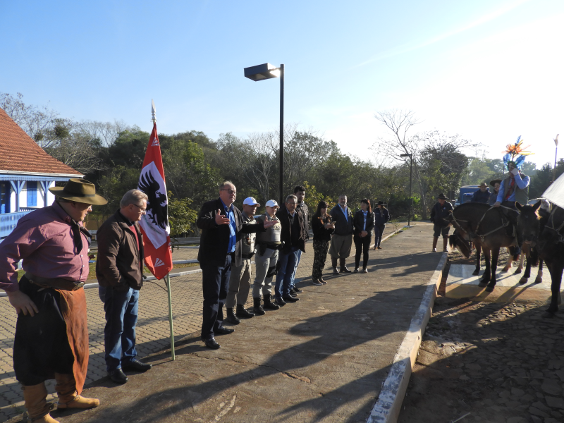 2° TRILHA DA INTEGRAÇÃO JESUÍTICA-GUARANI E 9° CAVALGADA NHEÇUANA-GUARANI