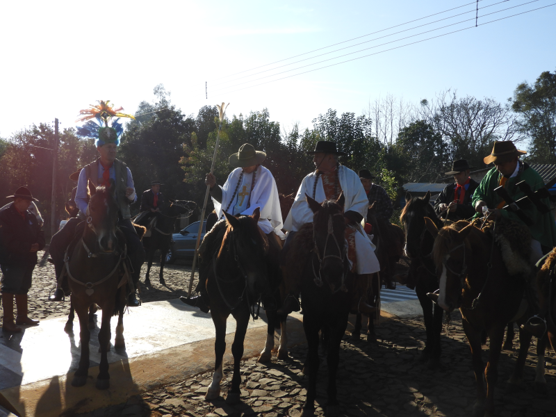 2° TRILHA DA INTEGRAÇÃO JESUÍTICA-GUARANI E 9° CAVALGADA NHEÇUANA-GUARANI