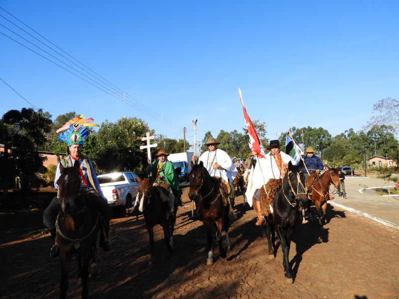 2° TRILHA DA INTEGRAÇÃO JESUÍTICA-GUARANI E 9° CAVALGADA NHEÇUANA-GUARANI