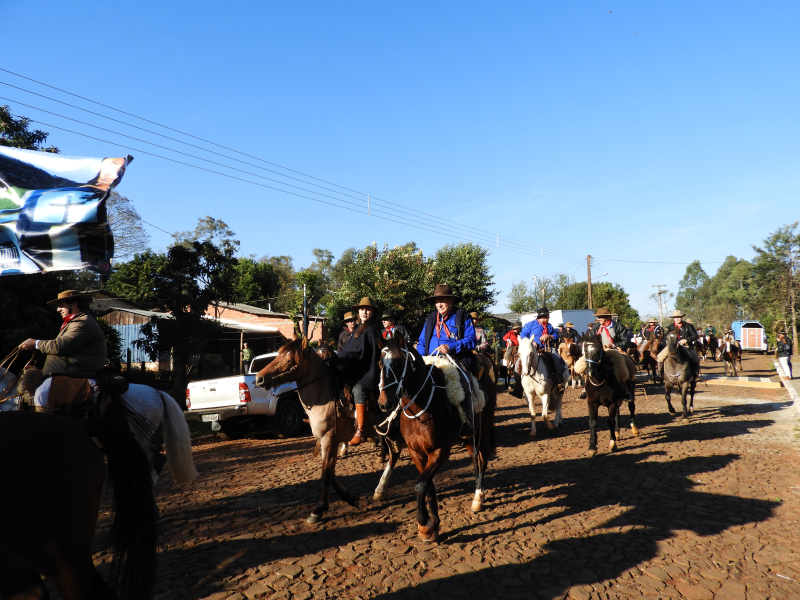 2° TRILHA DA INTEGRAÇÃO JESUÍTICA-GUARANI E 9° CAVALGADA NHEÇUANA-GUARANI