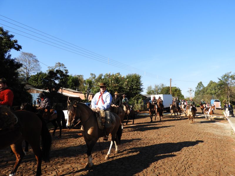 2° TRILHA DA INTEGRAÇÃO JESUÍTICA-GUARANI E 9° CAVALGADA NHEÇUANA-GUARANI