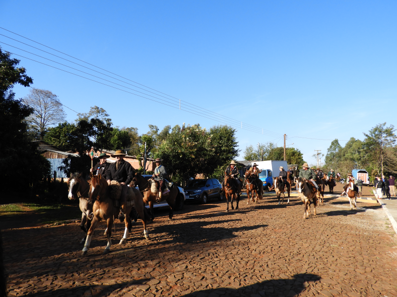 2° TRILHA DA INTEGRAÇÃO JESUÍTICA-GUARANI E 9° CAVALGADA NHEÇUANA-GUARANI