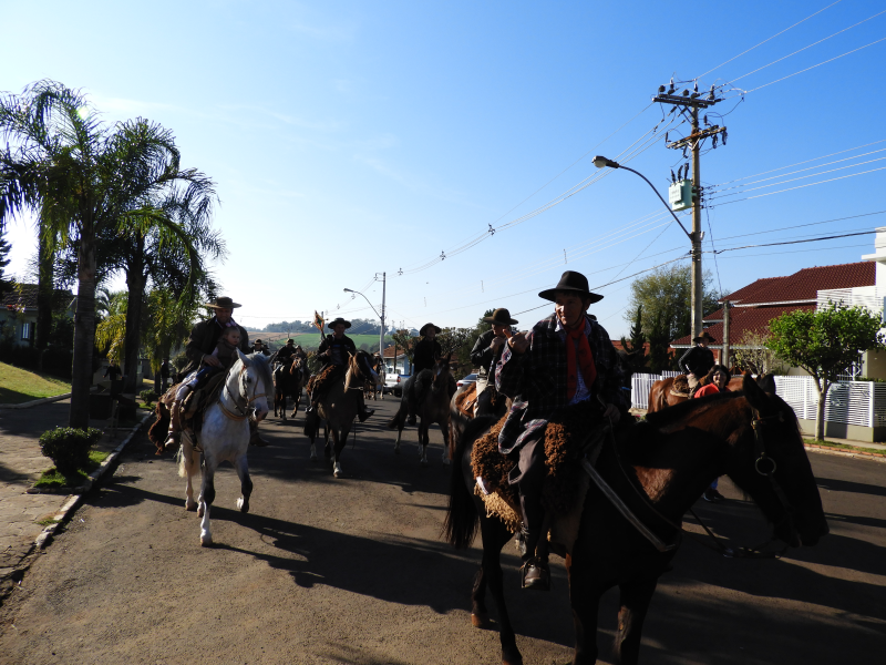 2° TRILHA DA INTEGRAÇÃO JESUÍTICA-GUARANI E 9° CAVALGADA NHEÇUANA-GUARANI
