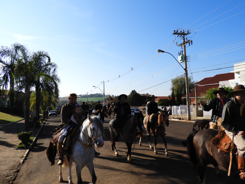 2° TRILHA DA INTEGRAÇÃO JESUÍTICA-GUARANI E 9° CAVALGADA NHEÇUANA-GUARANI