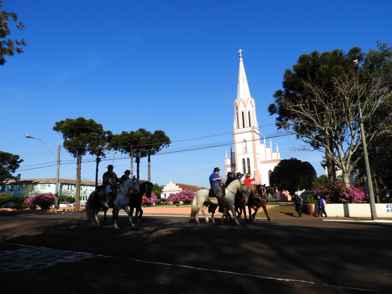 2° TRILHA DA INTEGRAÇÃO JESUÍTICA-GUARANI E 9° CAVALGADA NHEÇUANA-GUARANI