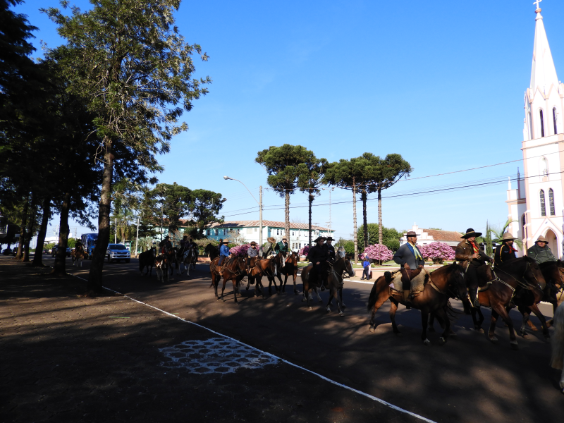 2° TRILHA DA INTEGRAÇÃO JESUÍTICA-GUARANI E 9° CAVALGADA NHEÇUANA-GUARANI