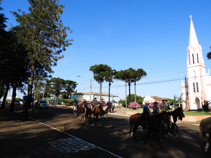 2° TRILHA DA INTEGRAÇÃO JESUÍTICA-GUARANI E 9° CAVALGADA NHEÇUANA-GUARANI