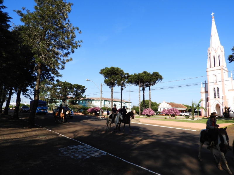 2° TRILHA DA INTEGRAÇÃO JESUÍTICA-GUARANI E 9° CAVALGADA NHEÇUANA-GUARANI