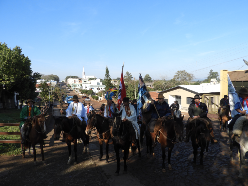 2° TRILHA DA INTEGRAÇÃO JESUÍTICA-GUARANI E 9° CAVALGADA NHEÇUANA-GUARANI