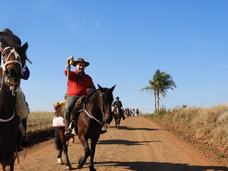 2° TRILHA DA INTEGRAÇÃO JESUÍTICA-GUARANI E 9° CAVALGADA NHEÇUANA-GUARANI