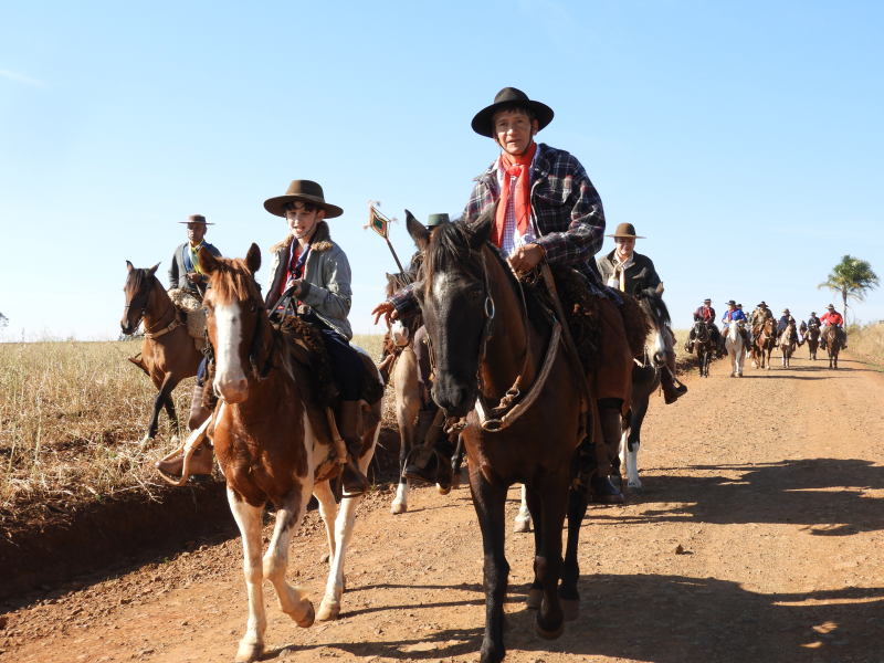  2° TRILHA DA INTEGRAÇÃO JESUÍTICA-GUARANI E 9° CAVALGADA NHEÇUANA-GUARANI