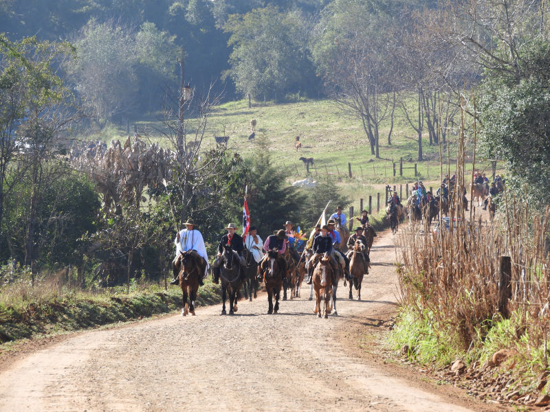  2° TRILHA DA INTEGRAÇÃO JESUÍTICA-GUARANI E 9° CAVALGADA NHEÇUANA-GUARANI