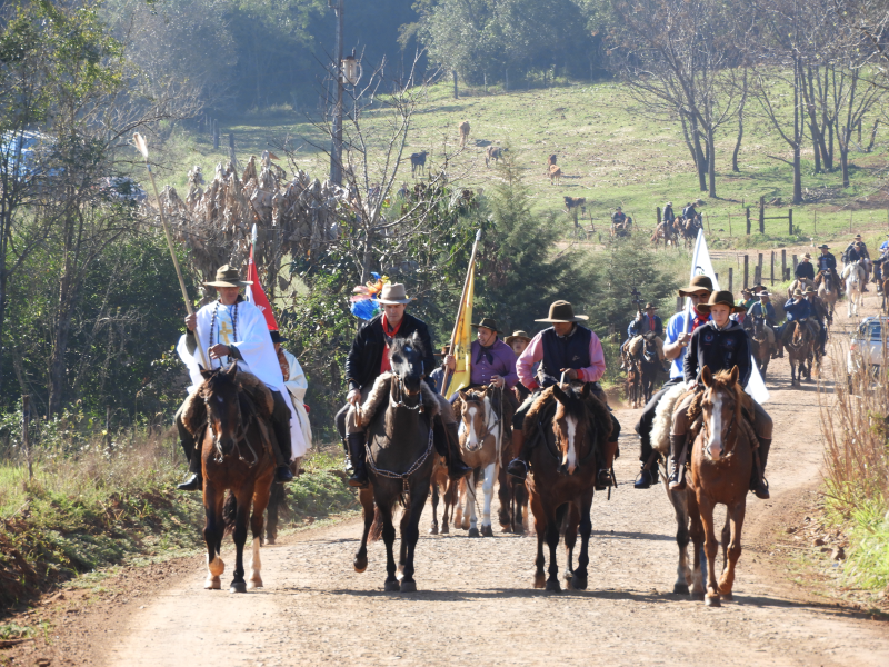  2° TRILHA DA INTEGRAÇÃO JESUÍTICA-GUARANI E 9° CAVALGADA NHEÇUANA-GUARANI