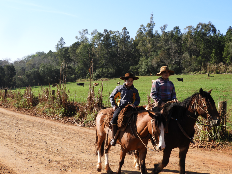  2° TRILHA DA INTEGRAÇÃO JESUÍTICA-GUARANI E 9° CAVALGADA NHEÇUANA-GUARANI