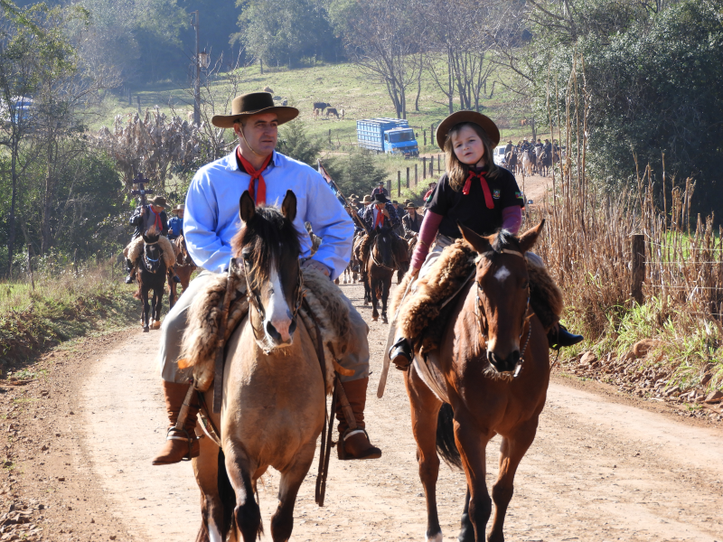  2° TRILHA DA INTEGRAÇÃO JESUÍTICA-GUARANI E 9° CAVALGADA NHEÇUANA-GUARANI