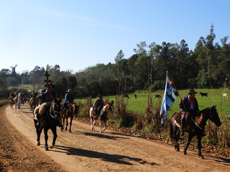  2° TRILHA DA INTEGRAÇÃO JESUÍTICA-GUARANI E 9° CAVALGADA NHEÇUANA-GUARANI