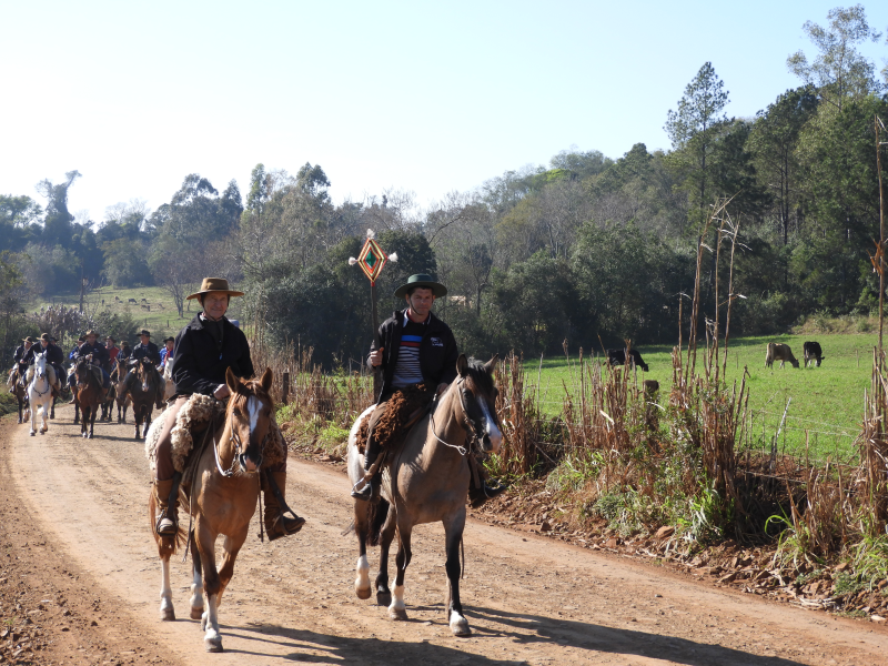  2° TRILHA DA INTEGRAÇÃO JESUÍTICA-GUARANI E 9° CAVALGADA NHEÇUANA-GUARANI