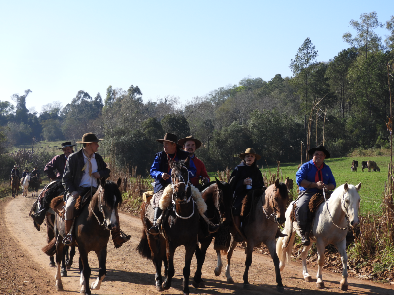  2° TRILHA DA INTEGRAÇÃO JESUÍTICA-GUARANI E 9° CAVALGADA NHEÇUANA-GUARANI