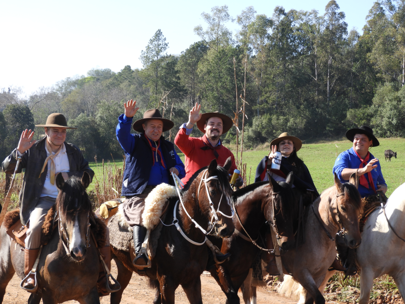  2° TRILHA DA INTEGRAÇÃO JESUÍTICA-GUARANI E 9° CAVALGADA NHEÇUANA-GUARANI