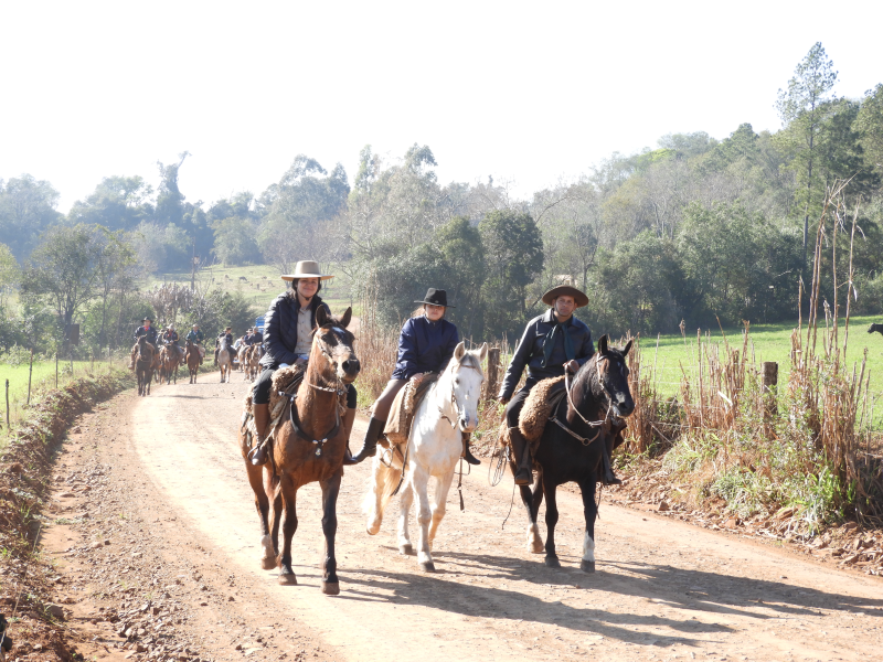  2° TRILHA DA INTEGRAÇÃO JESUÍTICA-GUARANI E 9° CAVALGADA NHEÇUANA-GUARANI
