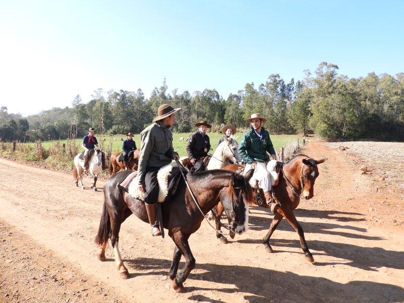  2° TRILHA DA INTEGRAÇÃO JESUÍTICA-GUARANI E 9° CAVALGADA NHEÇUANA-GUARANI