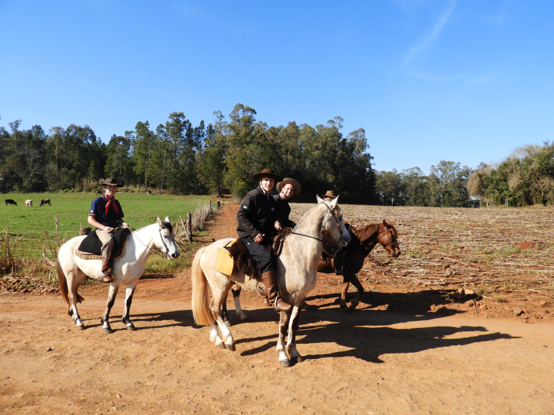  2° TRILHA DA INTEGRAÇÃO JESUÍTICA-GUARANI E 9° CAVALGADA NHEÇUANA-GUARANI