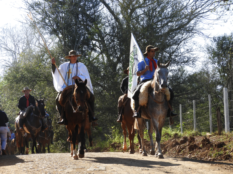  2° TRILHA DA INTEGRAÇÃO JESUÍTICA-GUARANI E 9° CAVALGADA NHEÇUANA-GUARANI