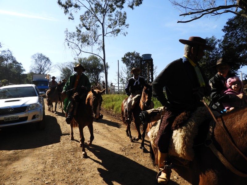 2° TRILHA DA INTEGRAÇÃO JESUÍTICA-GUARANI E 9° CAVALGADA NHEÇUANA-GUARANI
