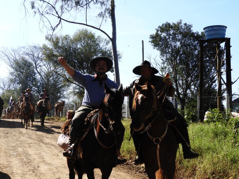 2° TRILHA DA INTEGRAÇÃO JESUÍTICA-GUARANI E 9° CAVALGADA NHEÇUANA-GUARANI