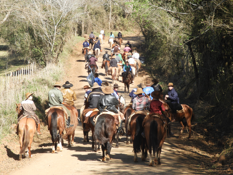 2° TRILHA DA INTEGRAÇÃO JESUÍTICA-GUARANI E 9° CAVALGADA NHEÇUANA-GUARANI