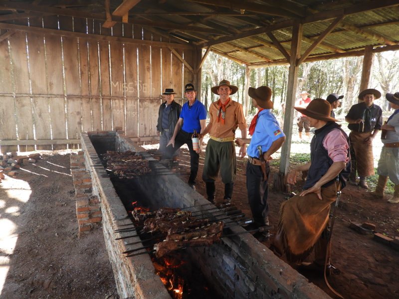 2° TRILHA DA INTEGRAÇÃO JESUÍTICA-GUARANI E 9° CAVALGADA NHEÇUANA-GUARANI