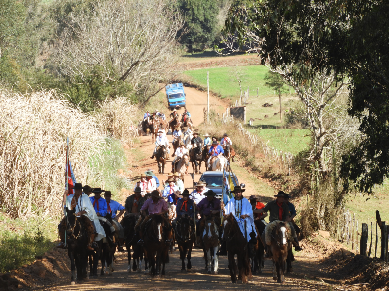 2° TRILHA DA INTEGRAÇÃO JESUÍTICA-GUARANI E 9° CAVALGADA NHEÇUANA-GUARANI
